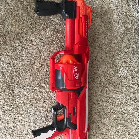 Nerf collection 600 worth of nerf guns - Picture 2 of 14